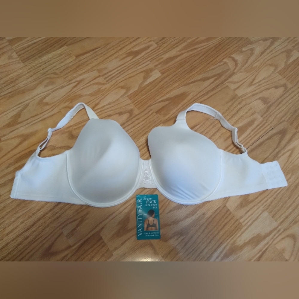 Vanity Fair Beauty Back 76380 Tshirt Bra.  Star White 34H